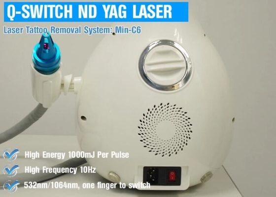 Tragbare Laser-Maschine 1 q-Schalter-Nd-Yag Pico - Frequenz 6 der Wiederholungs-10Hz Ns-Impuls-Breite